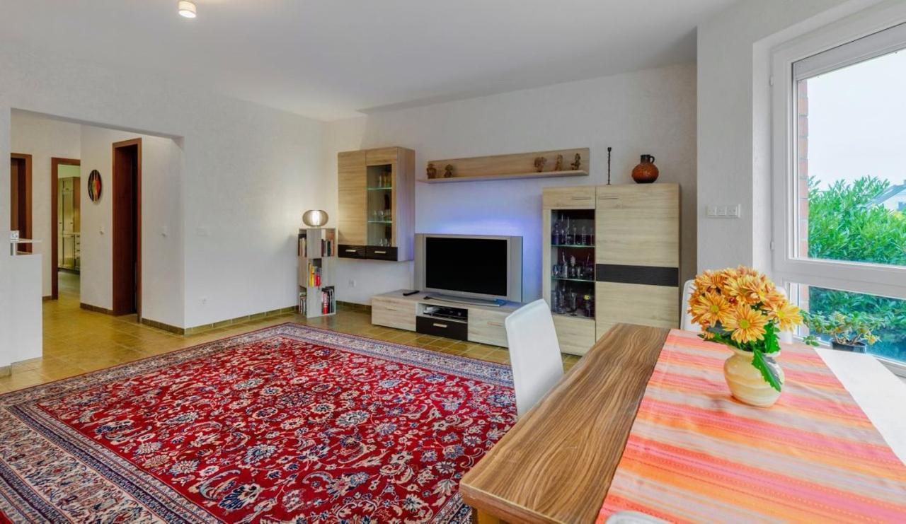 דיסלדורף Modernes Apartment In Schoener Lage מראה חיצוני תמונה
